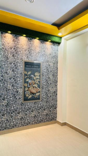 Jadon Homestay near Prem Mandir